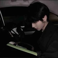 มีม (พี่น.อ2)