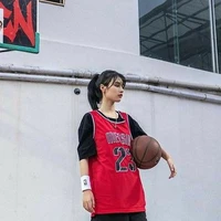 จิรา(นางเอก)