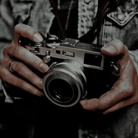 Journalist 1
