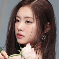 SHIN SO HYEON