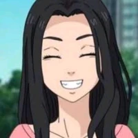 Ryoko keisuke (mamá de t/n y Baji)