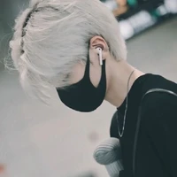ดิว(รุ่นน้องแดเนียล+พระเอก)