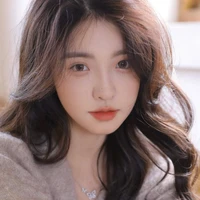 Ny. Farah Lee