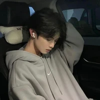 ดิว(เพื่อนนายเอก)