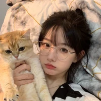 เดียร์(นางเอก+น้องสาวเดม)