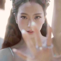 เซเลน่า(นางเอก)