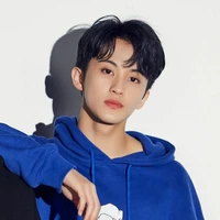 KIM SOOHYUN