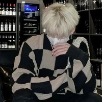 ไนท์.m
