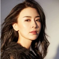 คุณหญิงอิรดา/แม่ของแพรว