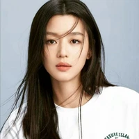 พลอยพี่สาว(แฟล์ม)