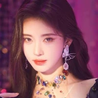 รุ้ง=เเม่พระเอก