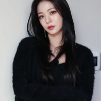 axila qui