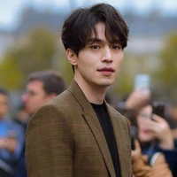 เมฆา:พ่อนางเอก+นักธุรกิจ