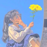 พลอยใส
