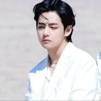Taehyung Zeyyan Hilbert