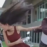 เเอด