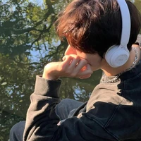 ถุงเงิน (มือกลอง)