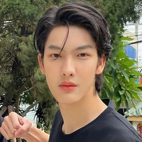 ติณณ์(พระรองเพื่อนคิง)