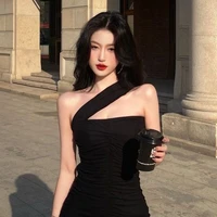แพรว(แม่พระเอก)