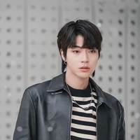 ทิว(พ่อพิมพ์-เพย)