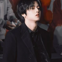 วีนัส(พระเอก)👑🔫👹