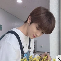 เหนือเมฆ{น.อ}