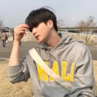 เฟรม(เพื่อนนายเอก)
