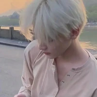 เป้อ.[พอ.|มือกีต้าร์]