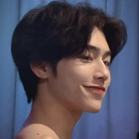 คิน พระเอก