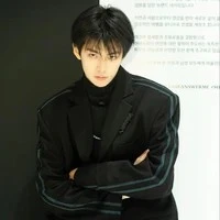 นิว //ลูกน้องคนสนิทของ( พ.อ )
