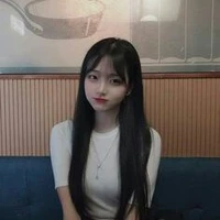 นามี(พี่สาวนางเอก)