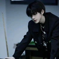 คิน😒🥵(พระเอก)