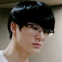 เจมส์-พระเอก