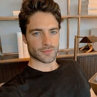 Rodrigo (pai da Bella)