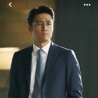 ลูคัส(พ่อนางเอก)