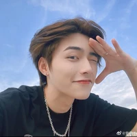 ไนท์💢(ตัวร้าย)+(เพื่อนเก่าพระเอก)