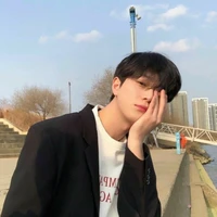 ซัน(เพื่อนพระเอก)