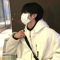 ออกัส |• เพื่อนนายเอก