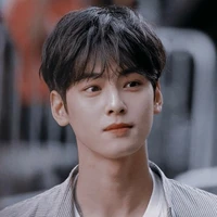 Eunwoo