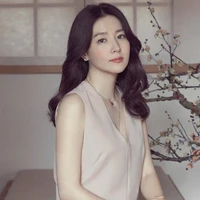 ณัฐรดา/แม่นางเอก