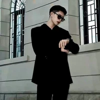 นาวิน"พระเอก"