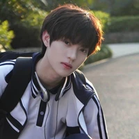เหรินตง