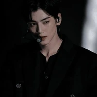 Lee eunwoo