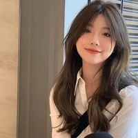 จ๋า(พี่สาวคนกลางของ นอ.)