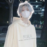 โอม พี่พระเอก