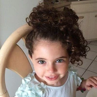 Amanda (filha da laila)