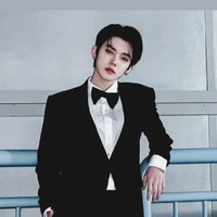 อินทา พระเอก