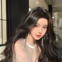 เพทาย:นางเอก+น้องเล็ก