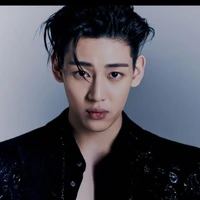 แบมแบม🐍(พี่หก)