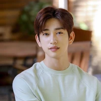 จินยอง🍑(พี่สี่)